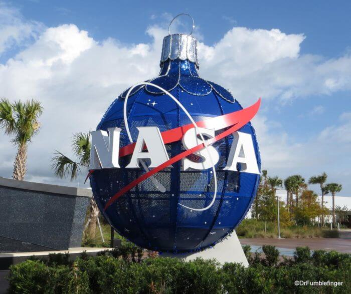 A NASA Christmas Carol